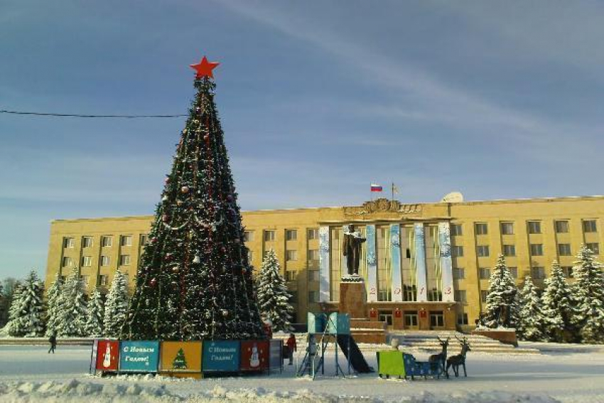 Закрыли автомобильную парковку на площади Ленина в Ставрополе