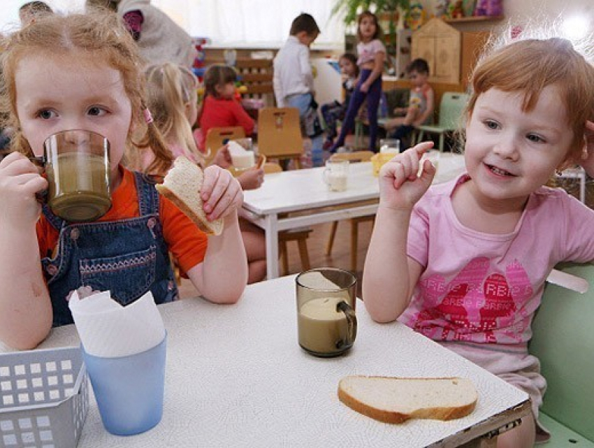 В детских садах Ставрополя кормили некачественными молочными продуктами