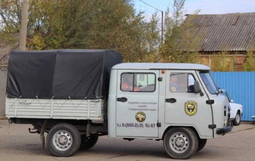 Спасатели эвакуировали застрявших у ставропольской реки Большой Гок из-за ливня рыбаков