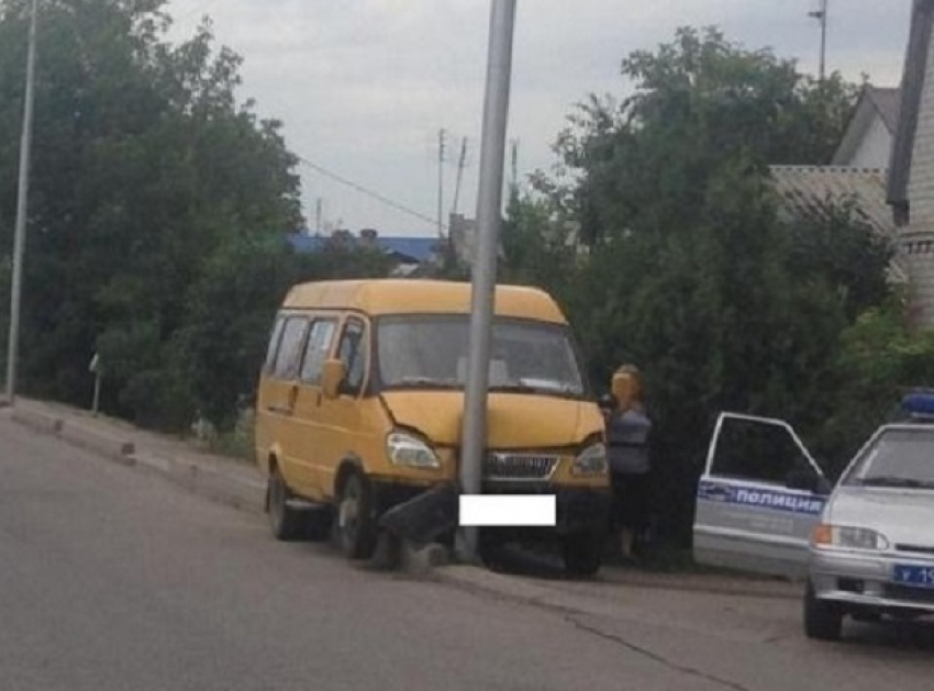 Водитель маршрутки умер от сердечного приступа во время поездки с пассажирами  на Ставрополье