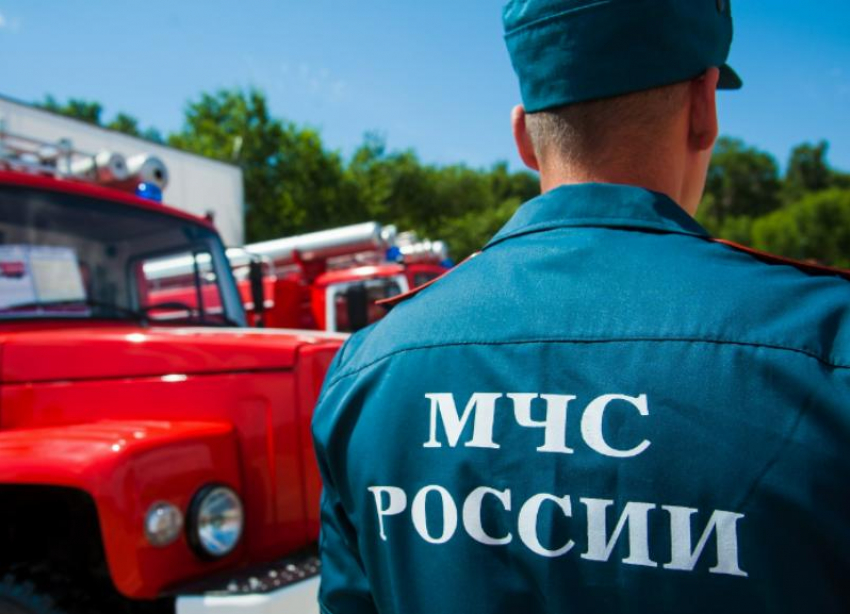 Штормовое предупреждение объявили сотрудники МЧС на Ставрополье