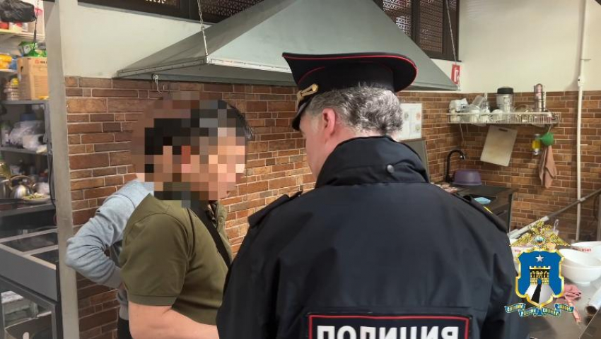 Рейд по поиску нелегальных мигрантов устроили полицейские на Нижнем рынке Ставрополя