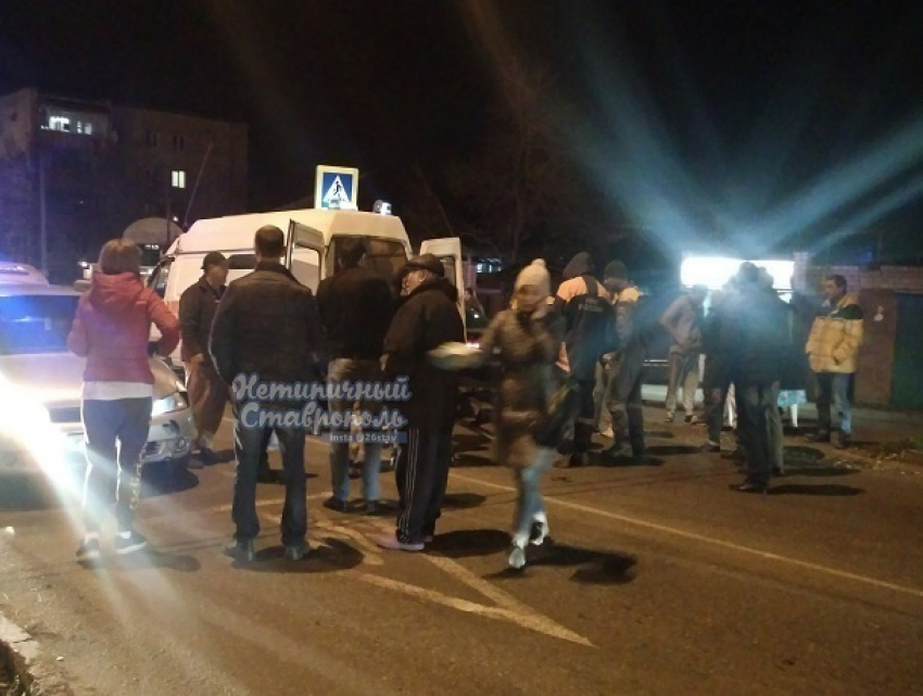 Женщина попала под колеса авто на «зебре» в Ставрополе