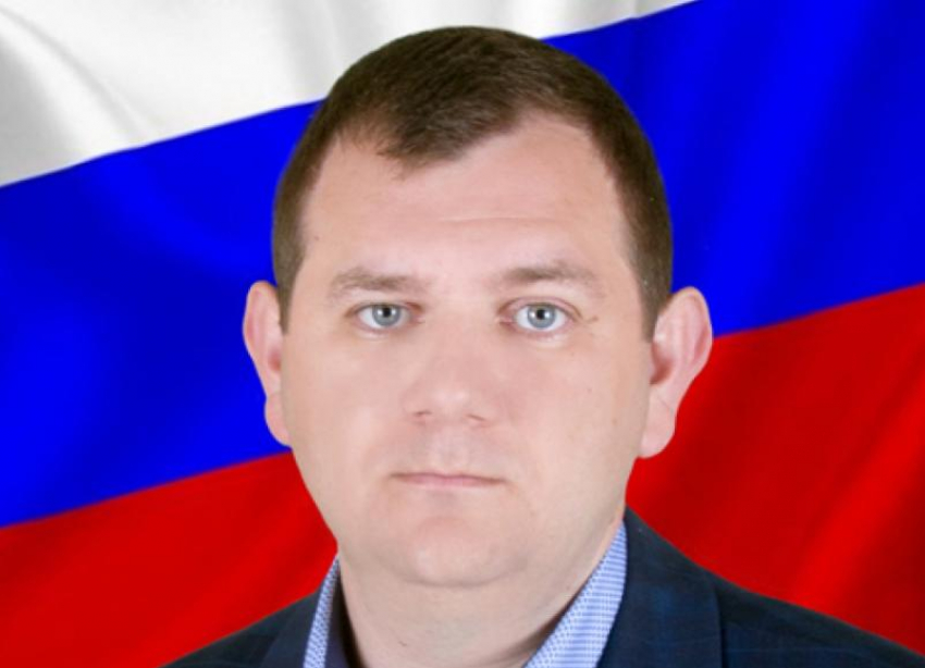 Слуга народа: ставропольский депутат Антон Крисанов «испугался» коронавируса
