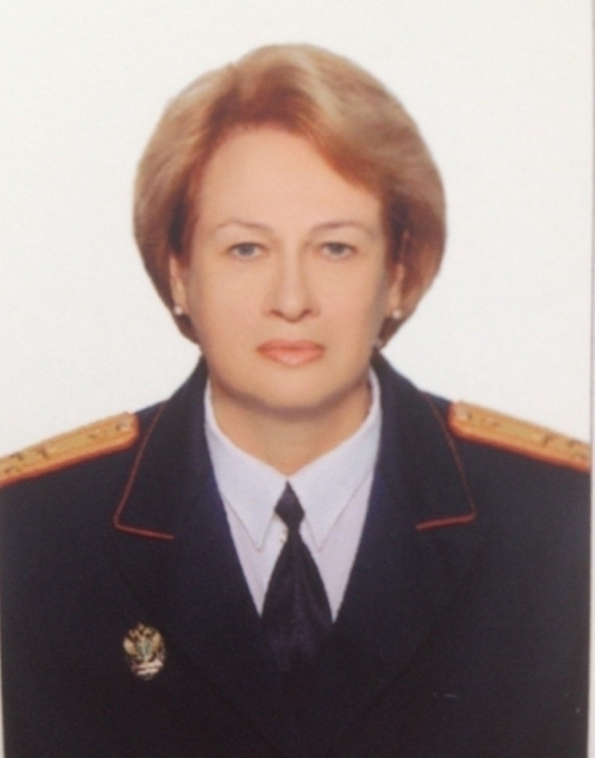 Памятной медалью награждена сотрудница ставропольского следственного комитета