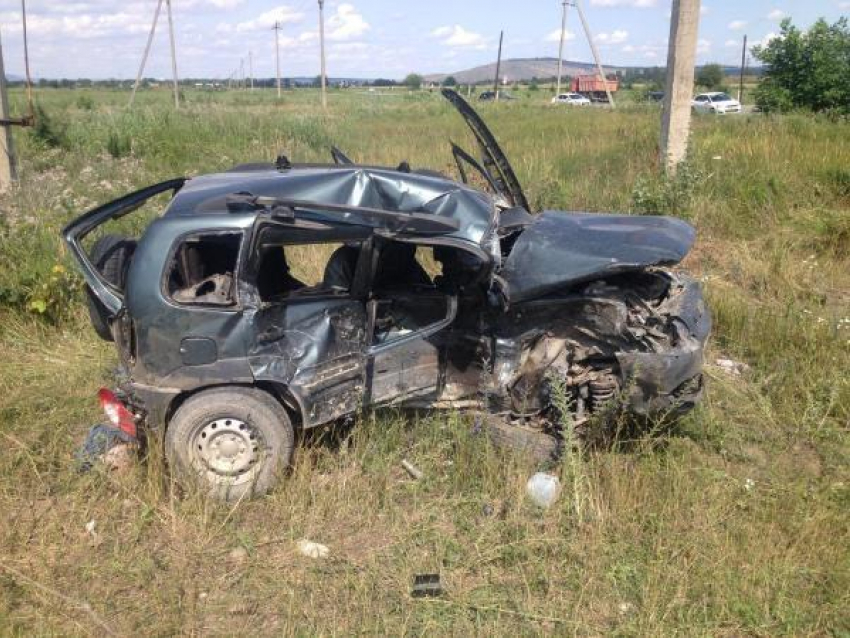 В результате ДТП на Ставрополье погиб один человек, трое попали в больницу