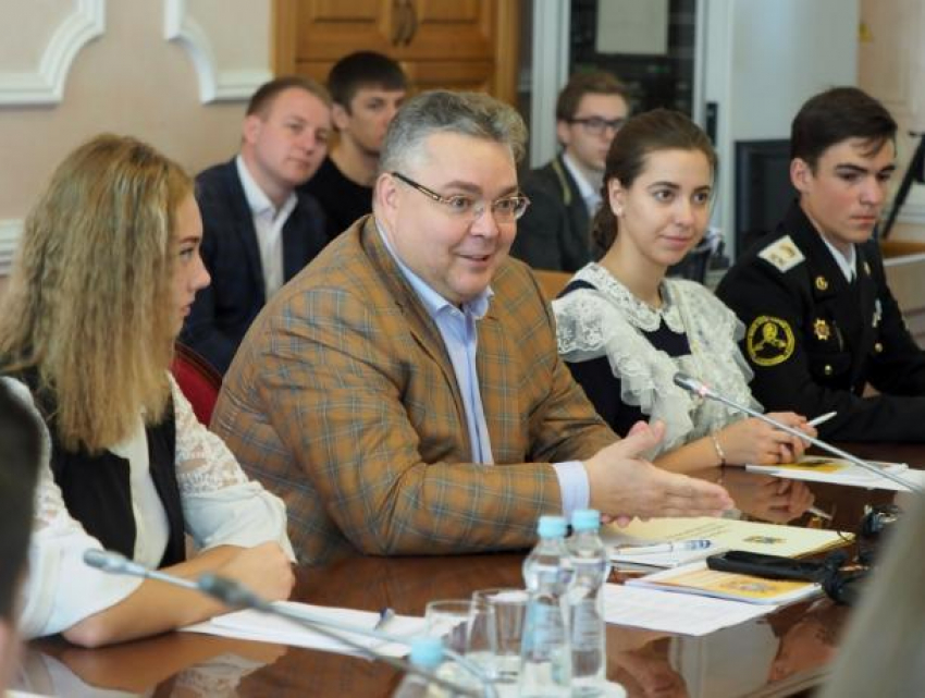 Глава Ставрополья провел встречу с активистами Детского общественного совета