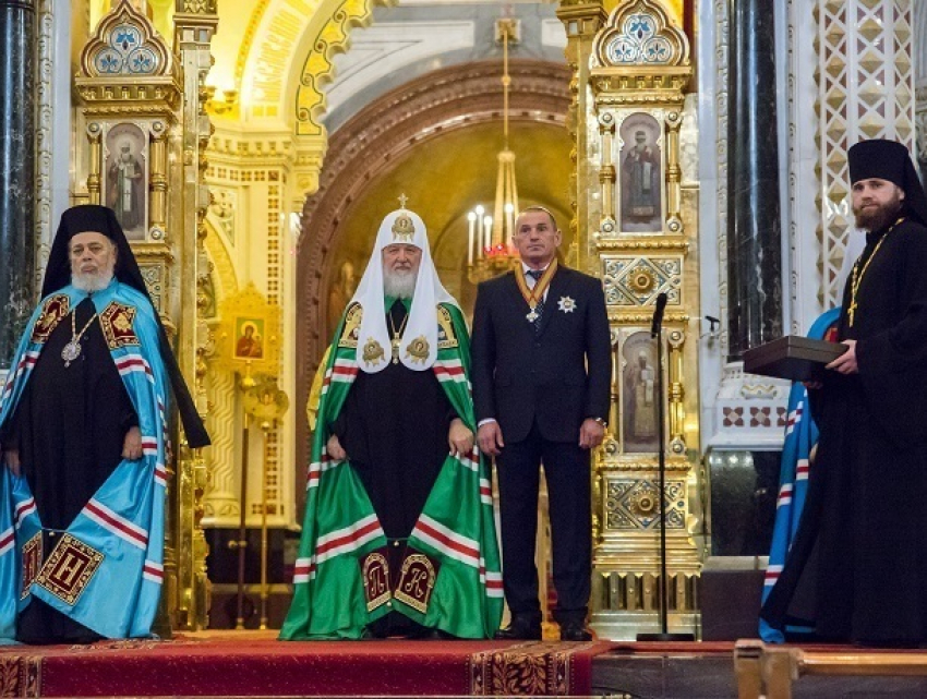 Патриарх Кирилл наградил Юрия Иванова орденом Даниила Московского второй степени 