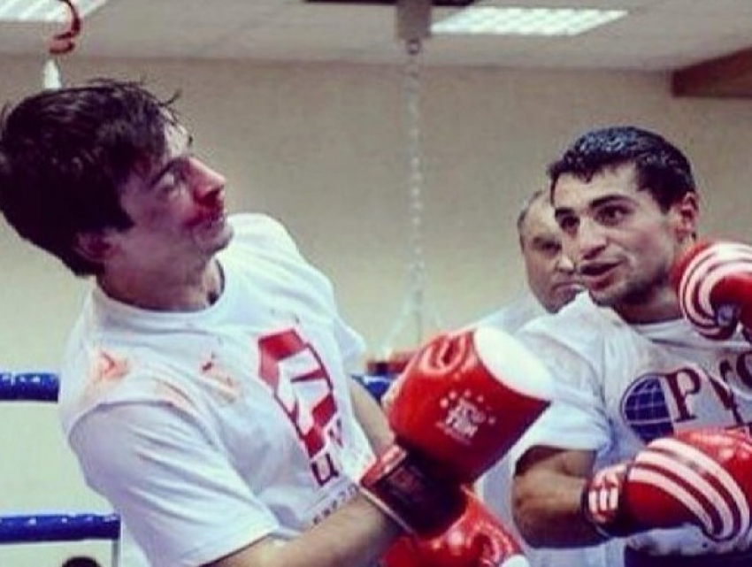 Ставропольский боксер-профессионал готовится в Лондоне к бою с «челябинским Рокки"