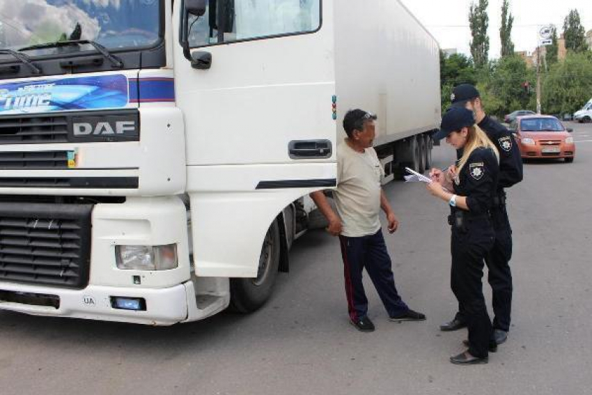 Большегрузам запретили ездить по Ставрополю днем