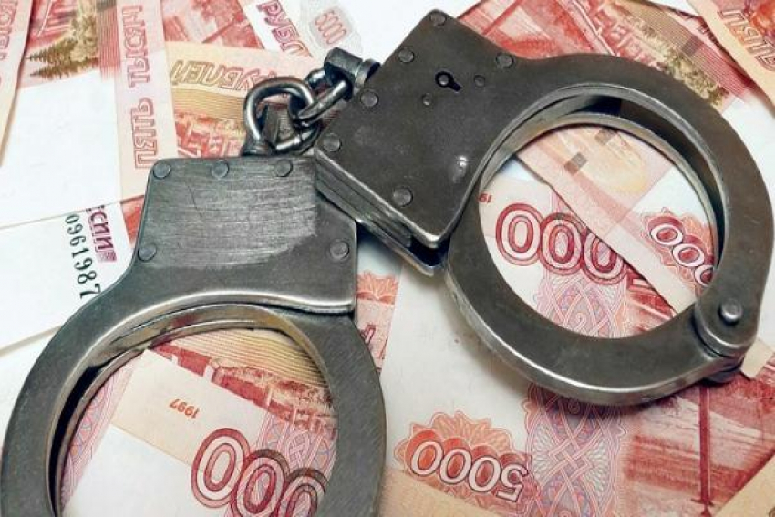 Житель Пятигорска попытался завладеть дорогой иномаркой обманным путём 