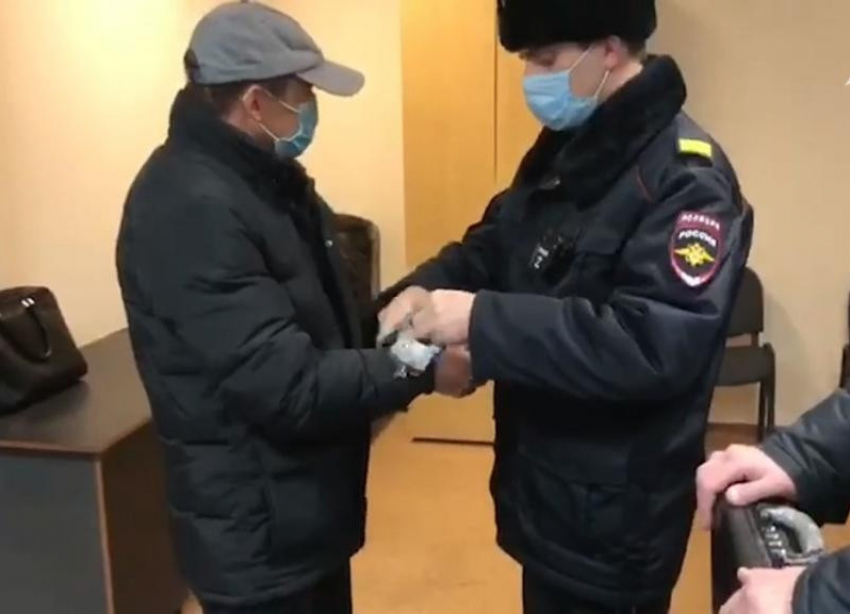 Подозреваемый в подкупе экс-замдиректора ставропольского «Газпрома» останется в СИЗО еще на месяц