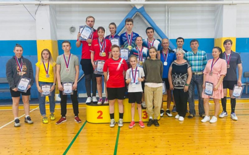 Чемпионат Ставрополя по бадминтону прошел под диктовку воспитанников гандбольной спортшколы  