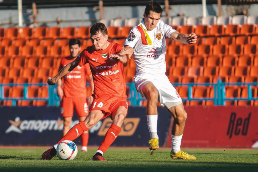 «Машук-КМВ» снова на высоте: пятигорские футболисты вернули себе лидерство спустя два тура 