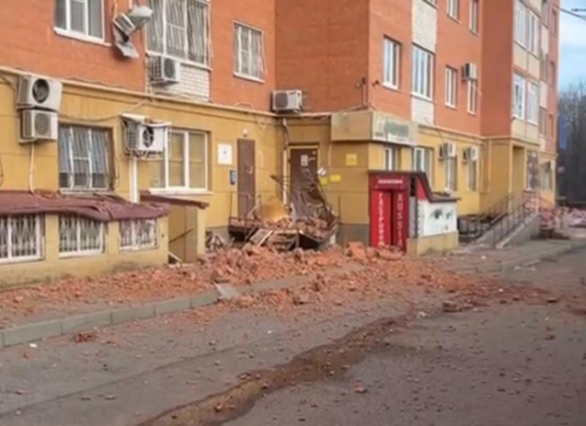 Стали известны подробности обрушения кирпичной кладки в одном из домов Ставрополя 