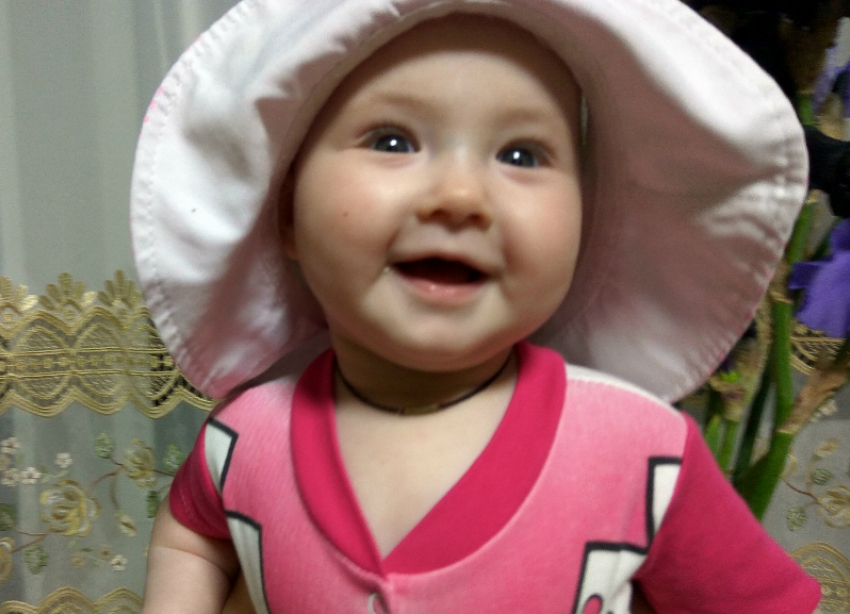 Любительница улыбаться и наряжаться Кира Шарикова в конкурсе «Самая чудесная улыбка ребенка 2020»