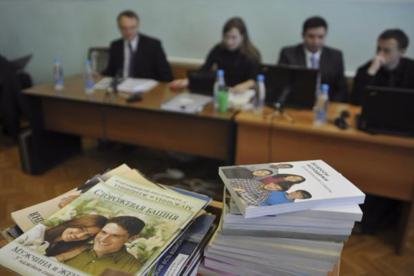 Свидетелю Иеговы в Ставрополе вынесли предупреждение за экстремистскую литературу