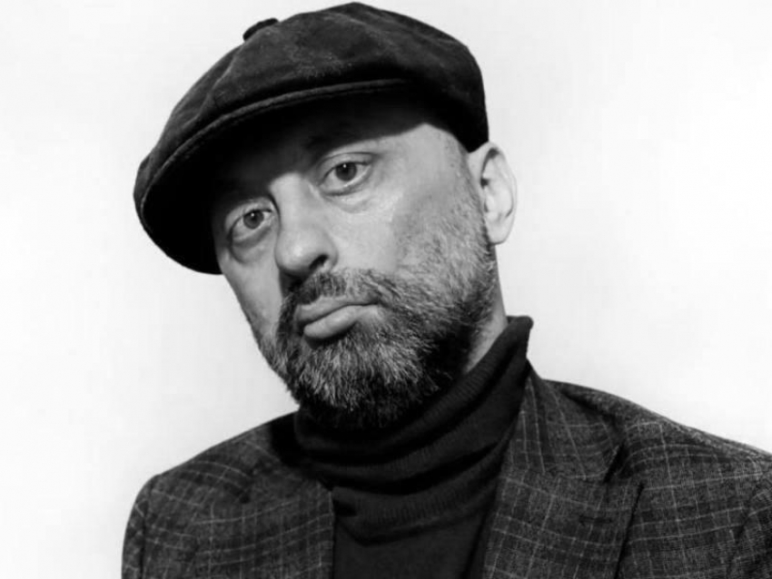 Ушел из жизни участник популярной команды КВН «Сборная из Пятигорска» Павел Козмопулос