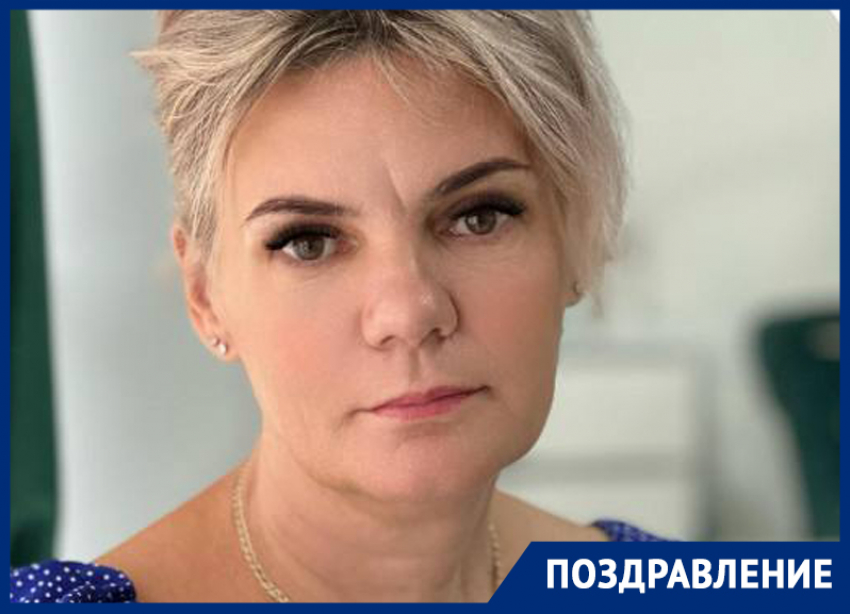 Председатель избирательной комиссии Шпаковского округа Вера Субочева отмечает юбилей