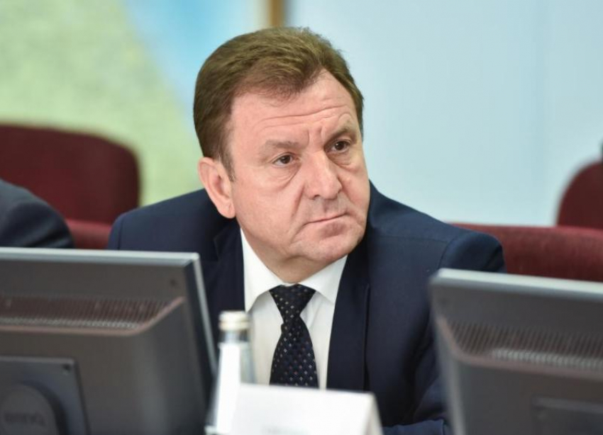Ставропольцы хотят сместить мэра Ивана Ульянченко за вечно недовольное лицо