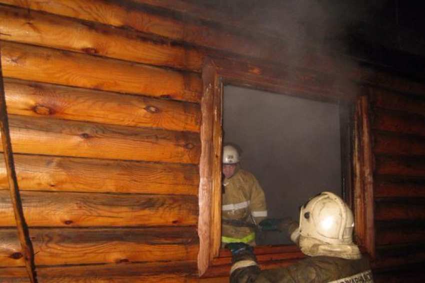 Две бани горели в воскресенье на Ставрополье