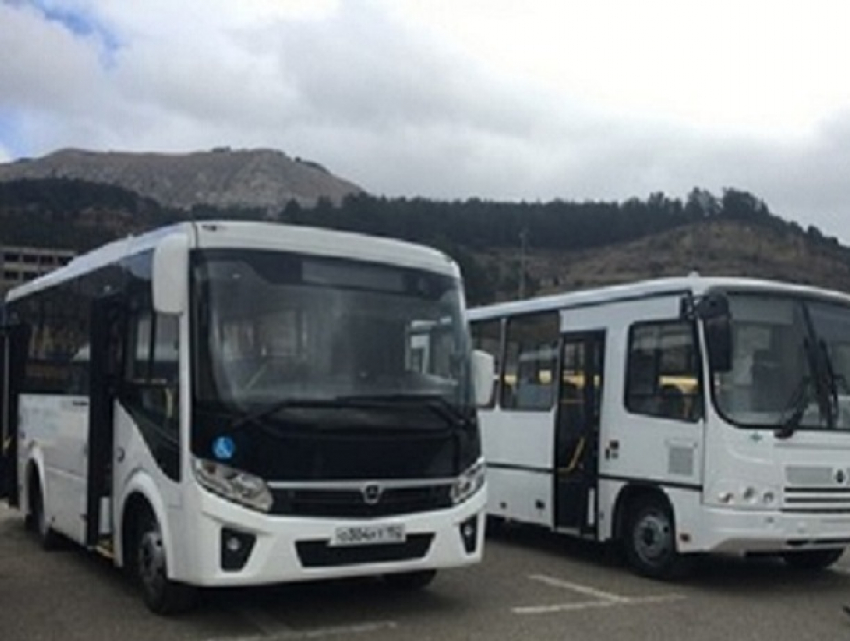 Новенькие российские автобусы презентовали в Кисловодске