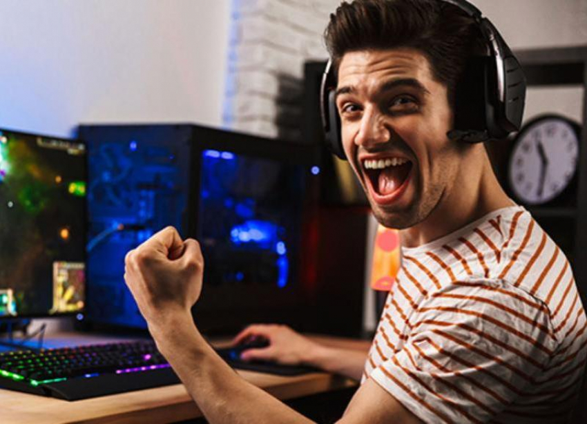 Коротаем время самоизоляции в онлайн-играх — во что поиграть пока сидишь дома