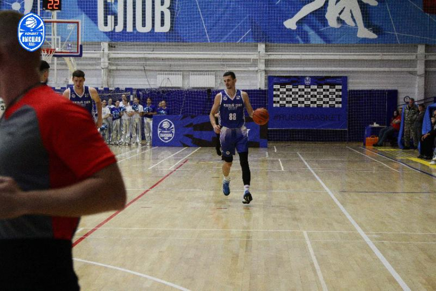 Родной щит особо не помог: баскетболисты «Южного слона» потерпели пять домашних поражений