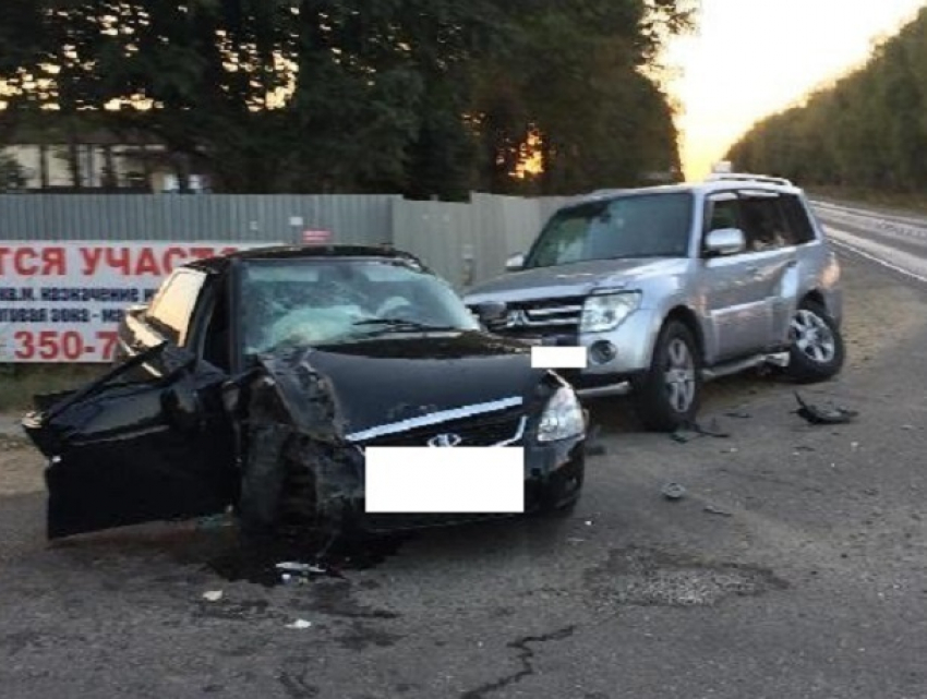 5 человек пострадали в ДТП из-за выехавшего на «встречку» водителя «Приоры» на Ставрополье