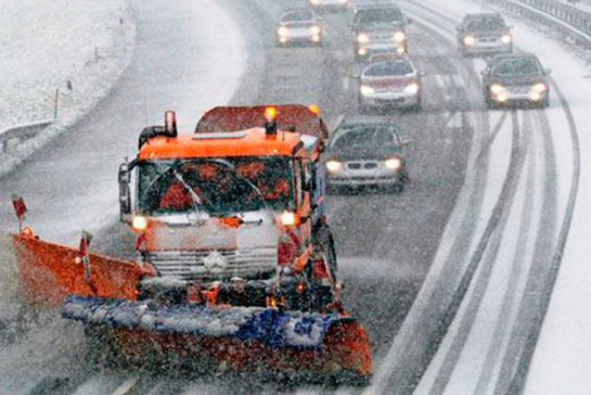 Ледяной дождь стал причиной ограничения трассы на Ставрополье