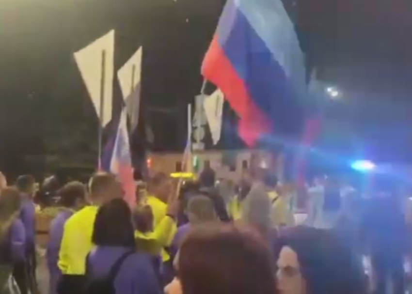 Две тысячи участников «На высоте» прошли колонной по главным улицам Ставрополя