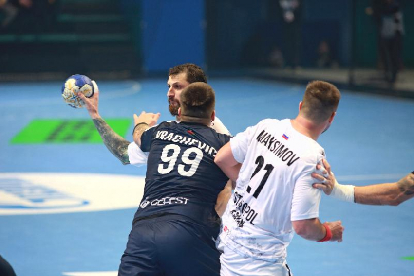 «Получилось очень сложно»: гандболисты «Виктора» уступили в Бресте 