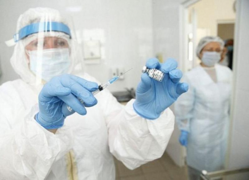 На Ставрополье первыми вакцину от коронавируса получат медики и учителя