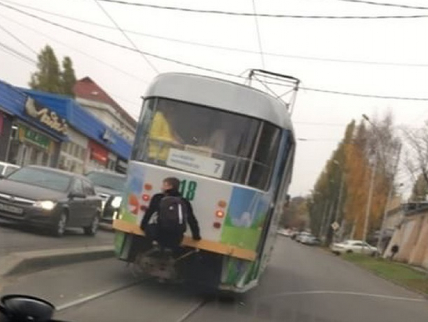 Смертельно опасное развлечение подростка вызвало горячие споры в Пятигорске