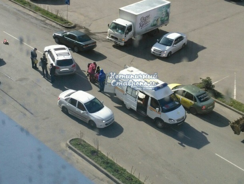 "Курица", «овца» и «водятлы": жители Ставрополя резко отреагировали на ДТП со сбитой женщиной