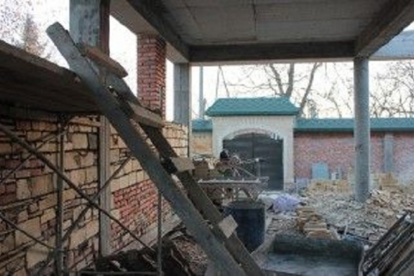 Незаконный гараж снесут в Пятигорске на территории мечети