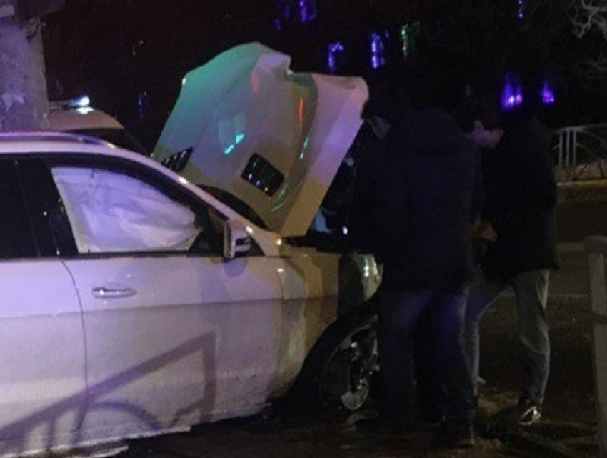 Два человека пострадали в серьезной аварии в центре Ставрополя
