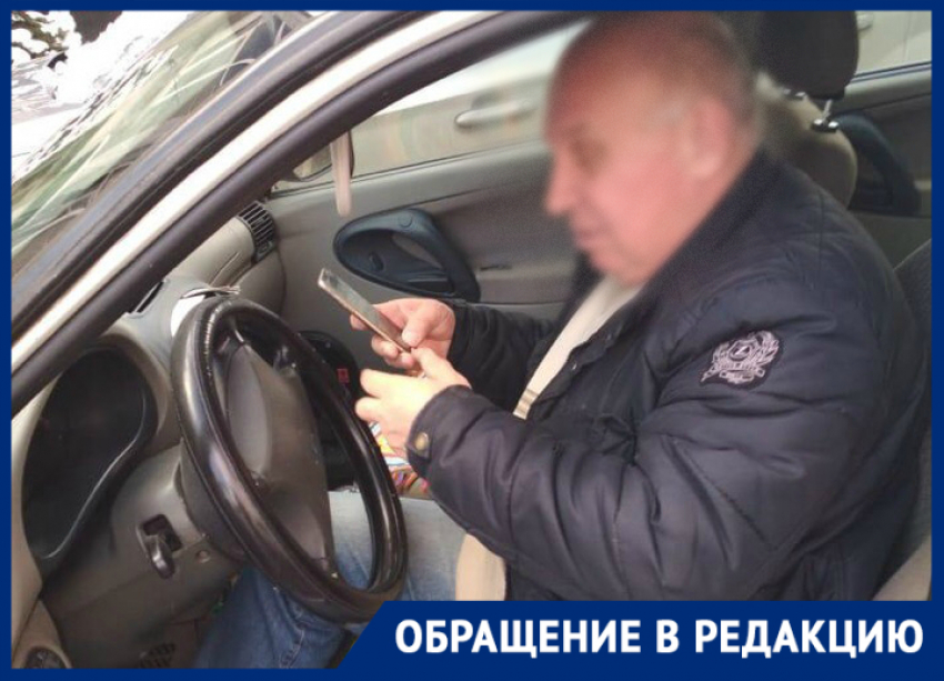 Ставропольский таксист зарабатывает на неправильно припаркованных автомобилях