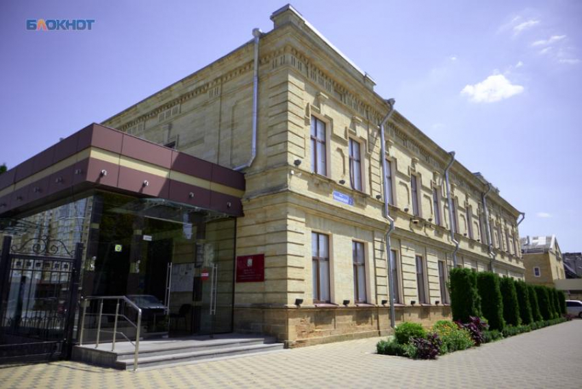 Министр промышленности Ставрополья попался на нарушениях с гостайной