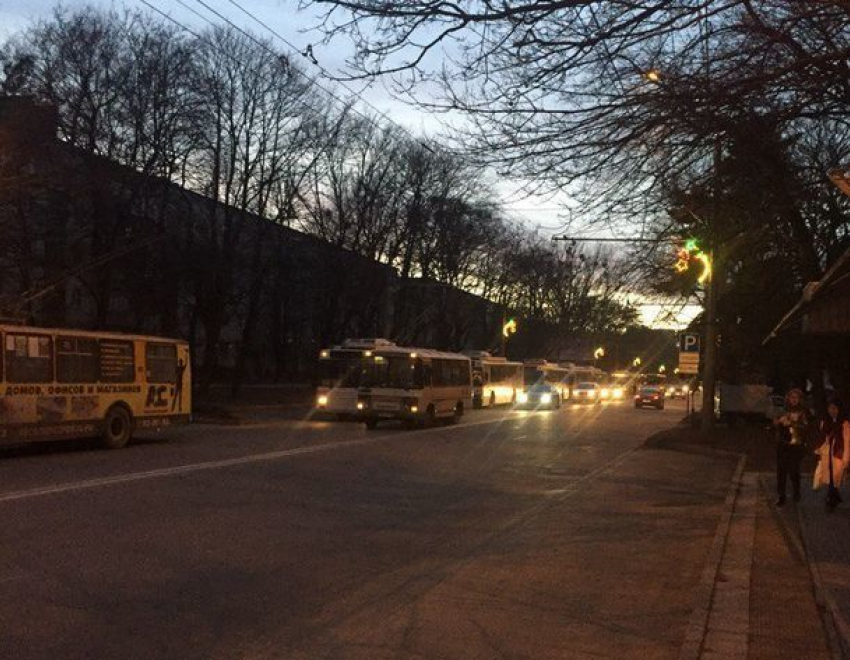 Электрики починили вышедшую из строя высоковольтную линию в Ставрополе