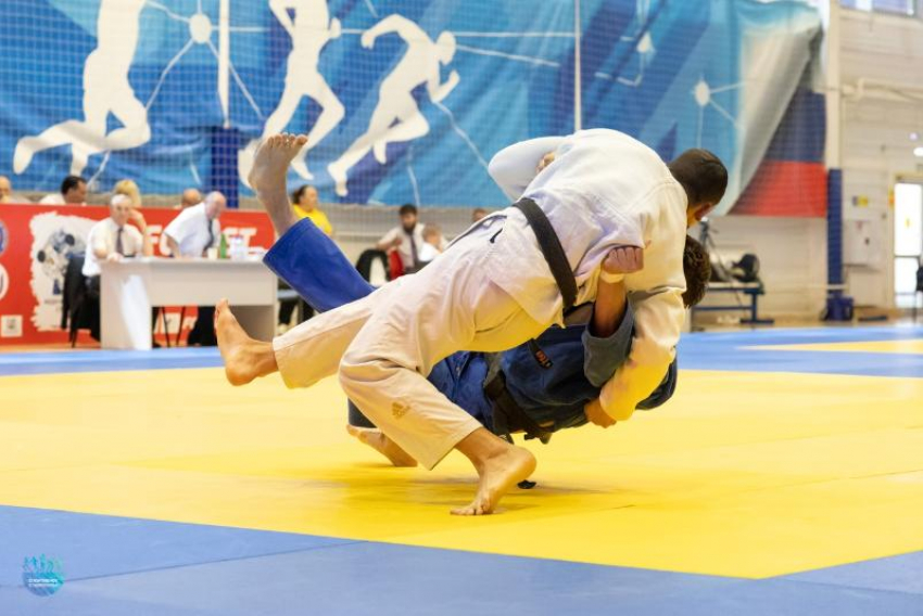 Призы Грозного: ставропольские единоборцы собрали урожай трофеев в столице Чечни  