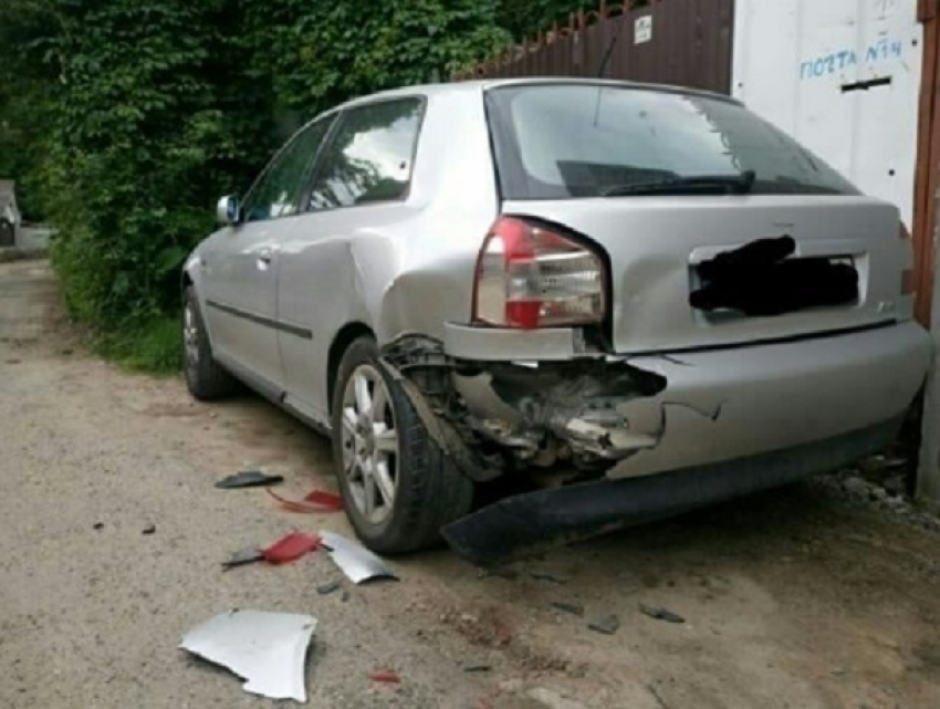 Хозяин разбитой иномарки ищет виновника и свидетелей ДТП в Ставрополе