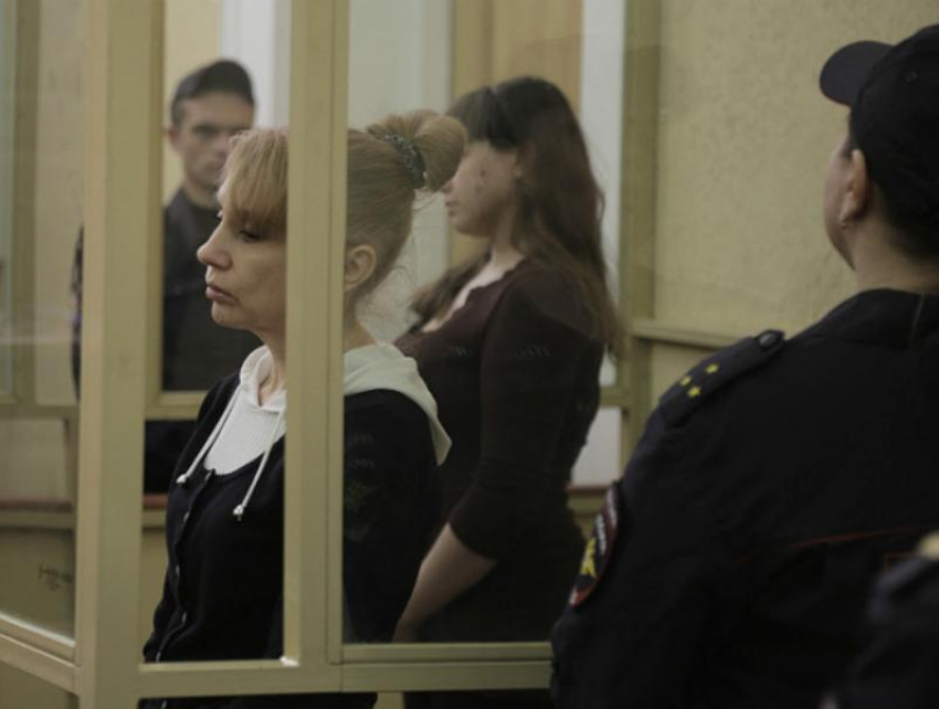 С главы «банды амазонок» из Ставропольского края и ее дочери взыскивают почти 5 миллионов рублей ущерба