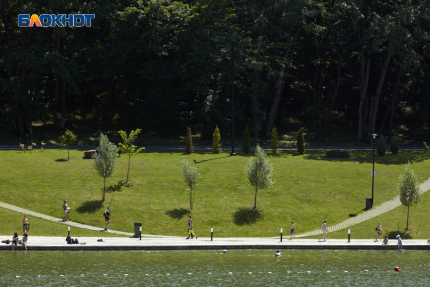 Жаркое воскресенье с температурой до +22 градусов обещают синоптики на Ставрополье