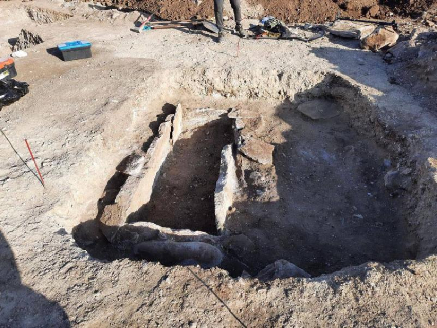 Склеп возрастом 4,5 тысячи лет нашли на Ставрополье
