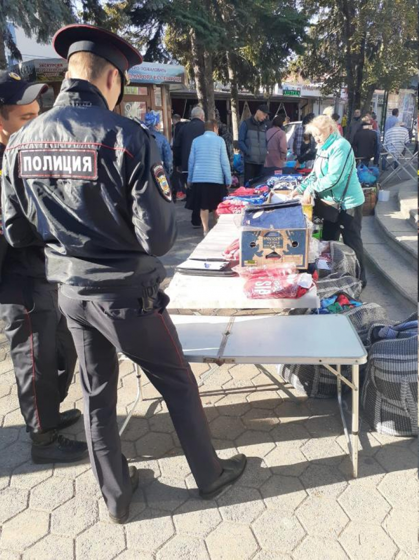 На Ставрополье во время рейда закрыли незаконные торговые точки