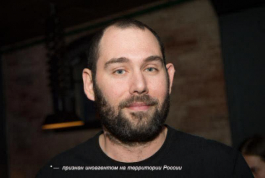 В розыске и под заочной стражей: уголовное дело опального пятигорского иноагента Семена Слепакова уже в суде