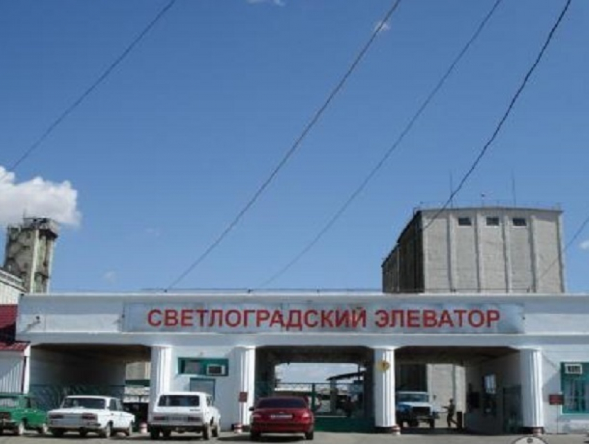 Работникам «Светлоградского элеватора» три месяца не платили зарплату 