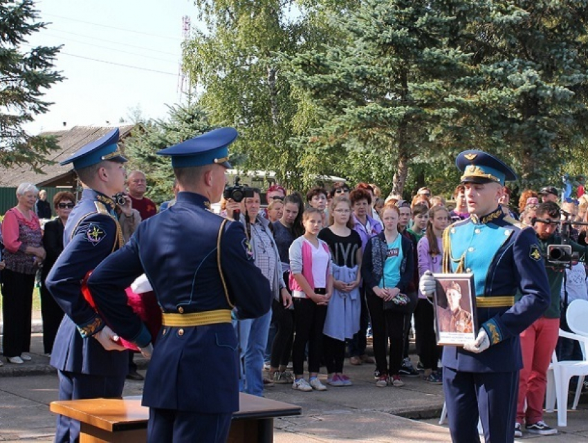 Останки воина, обнаруженные в Тверской области, захоронили на Ставрополье