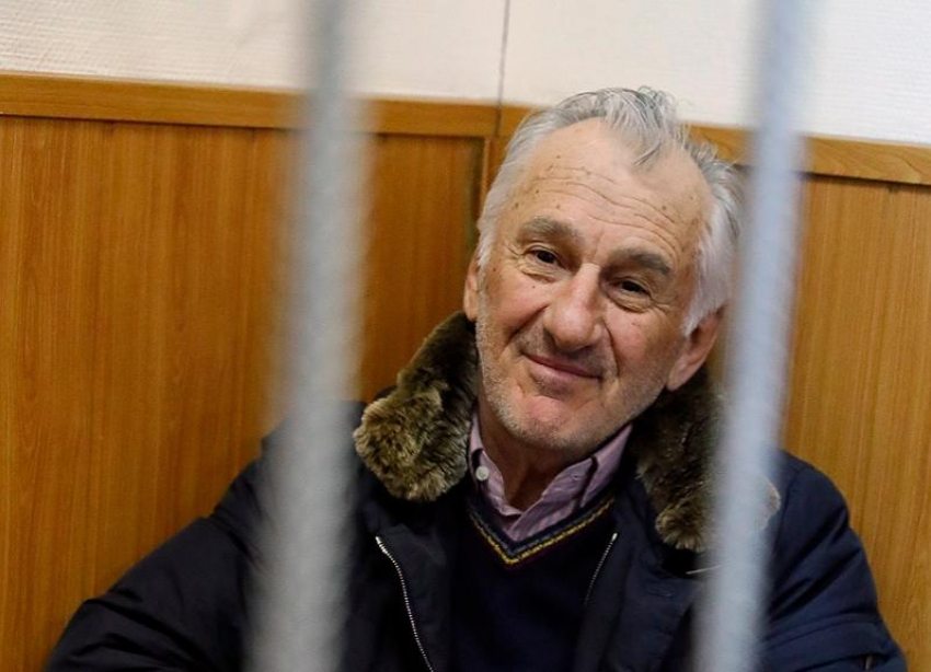 Задержанный в Ставрополе экс-сенатор от КЧР Вячеслав Дерев арестован на 2 месяца